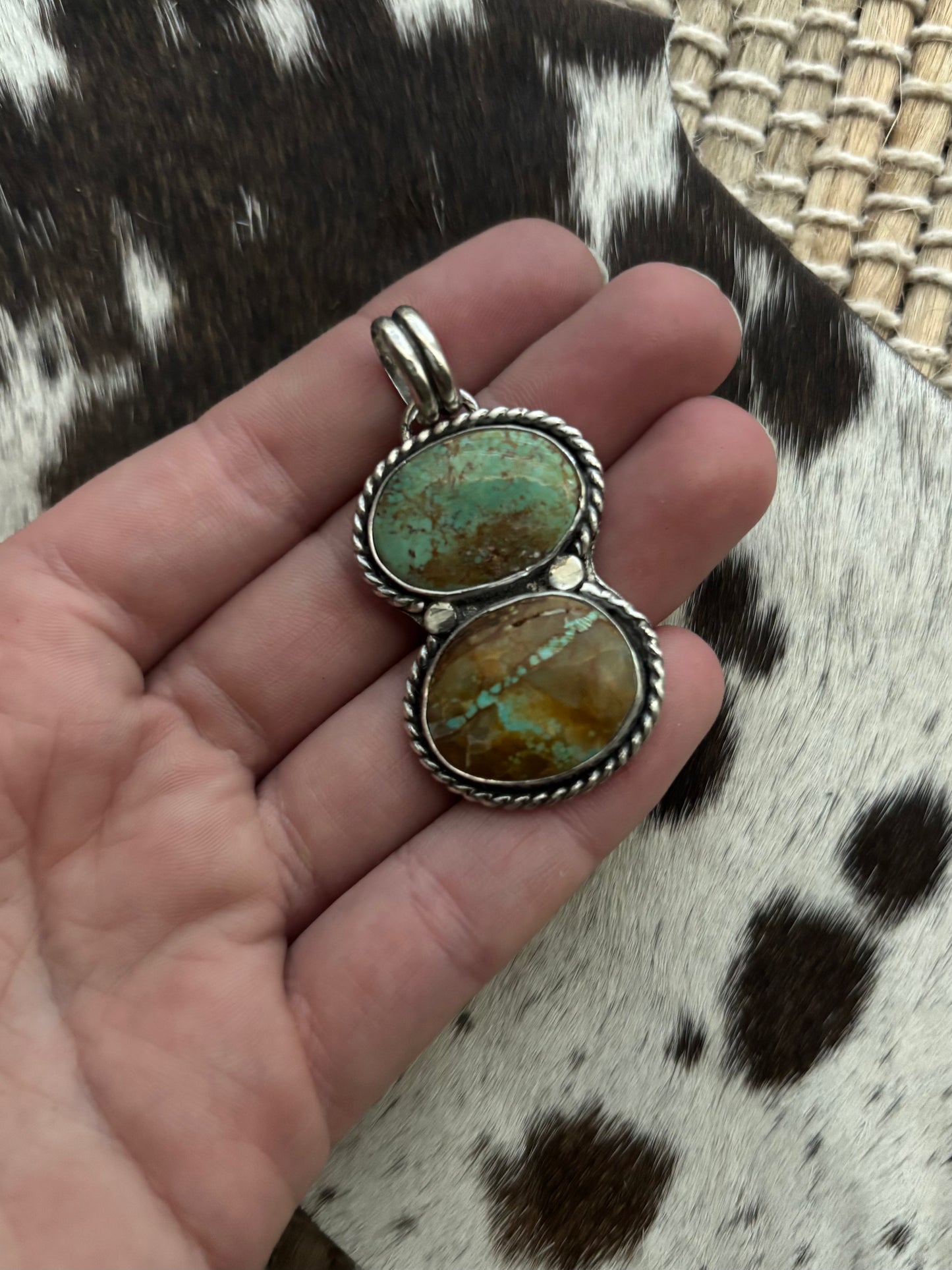 Royston necklace pendant