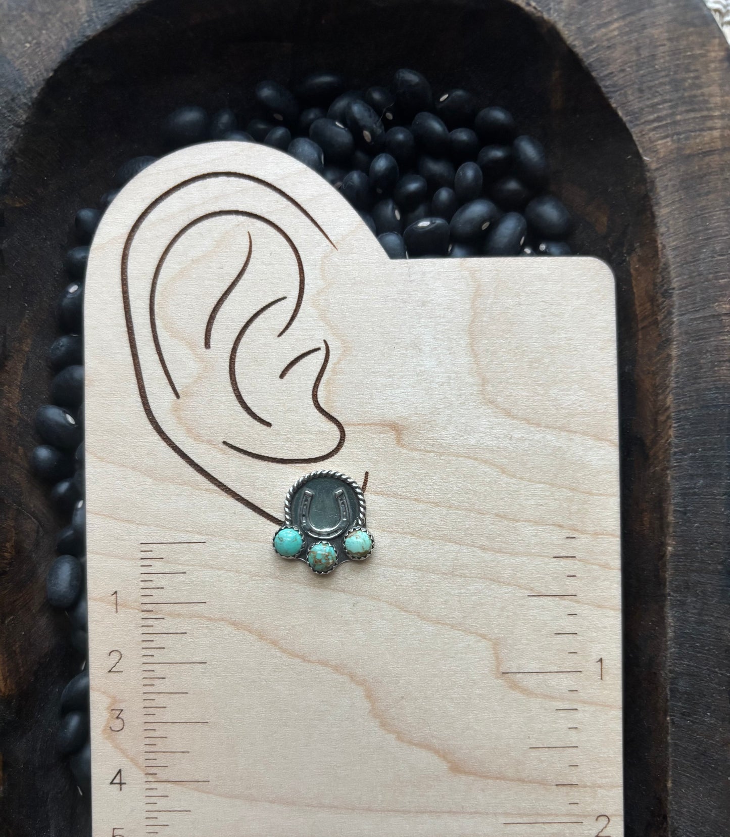 Horseshoe studs