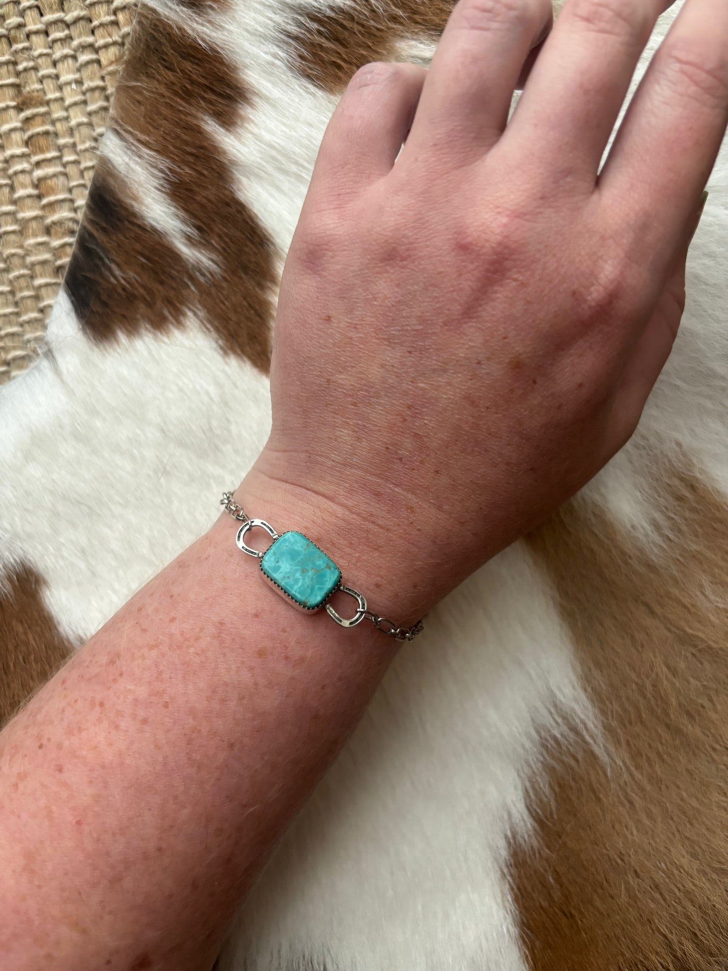 Horseshoe bracelet
