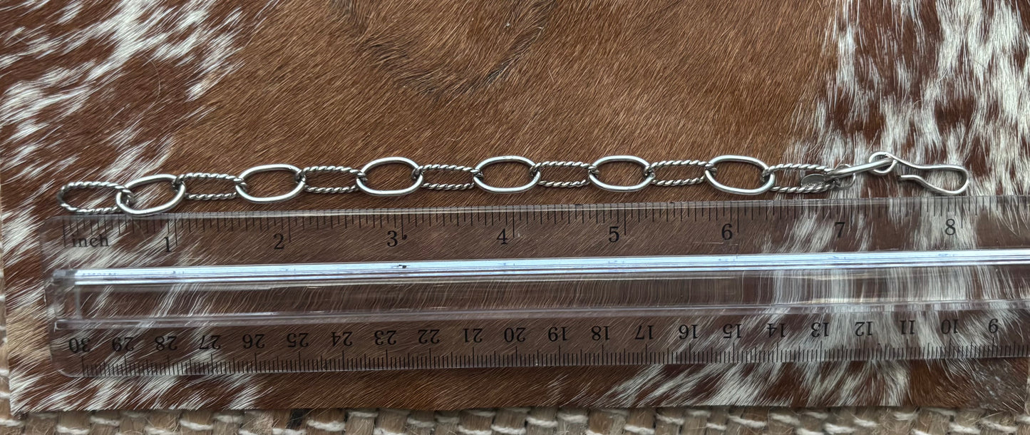 Large link bracelet