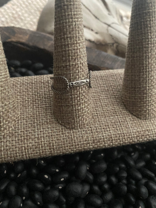 Lasso’d sterling ring