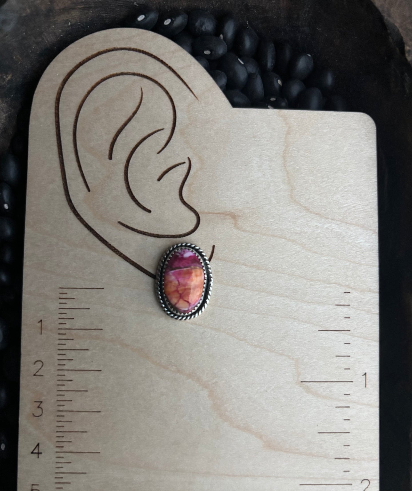 Spiny oyster earrings